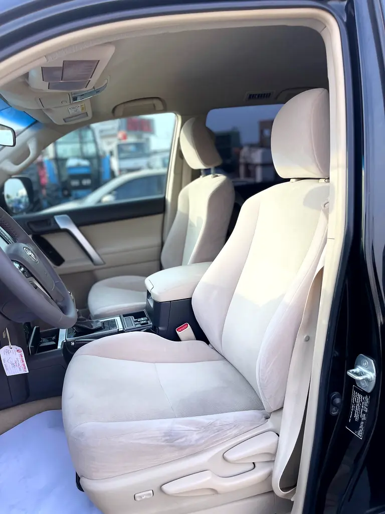 TOYOTA PRADO 2018 TXL 2.7 V4 GCC SPECS - Image 10