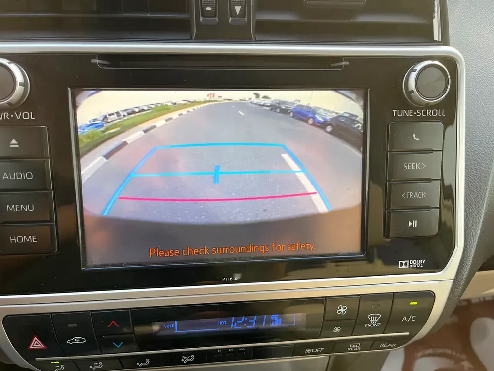 TOYOTA PRADO 2018 TXL 2.7 V4 GCC SPECS - Image 17