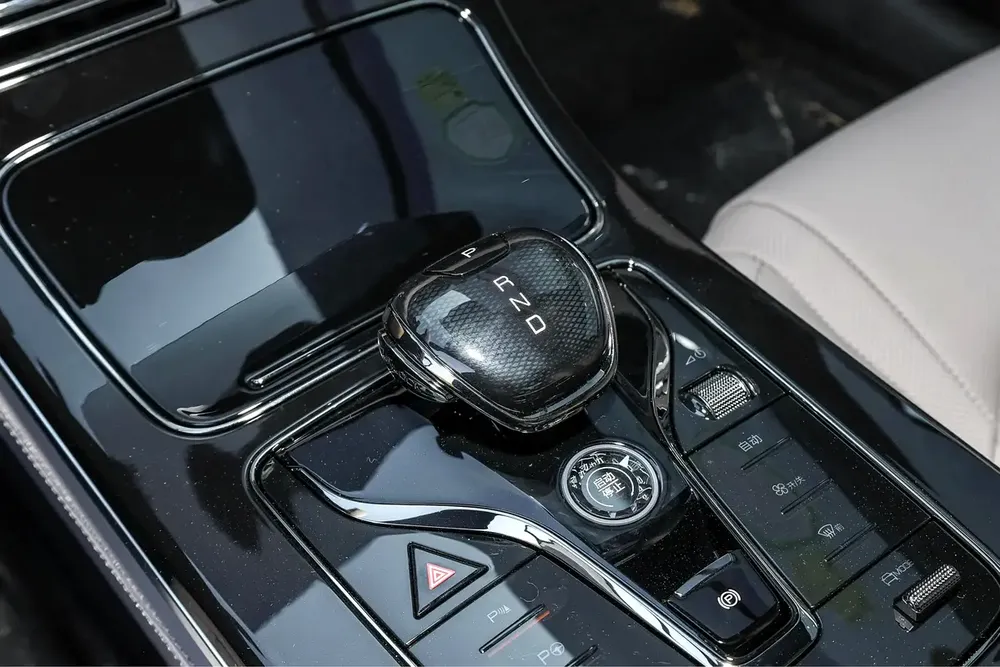BYD HAN EV 701KM - Image 14