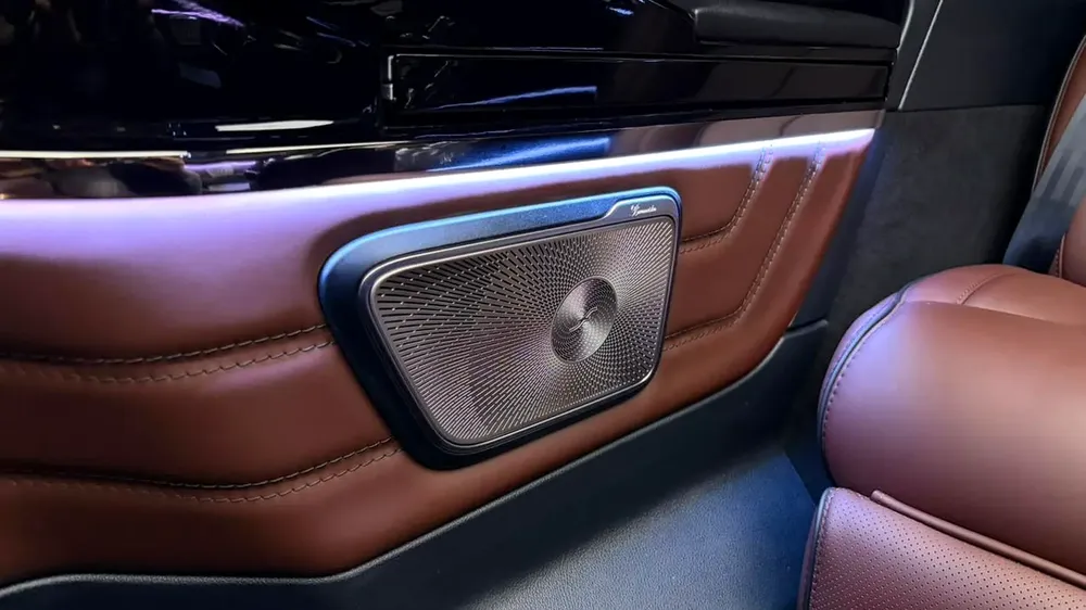 NEW ARRIVAL 2026 MODEL VIP MERCEDES GCC V300 with ADDITIONAL REAR AC - 2 Years Warranty by VLINE - Image 7