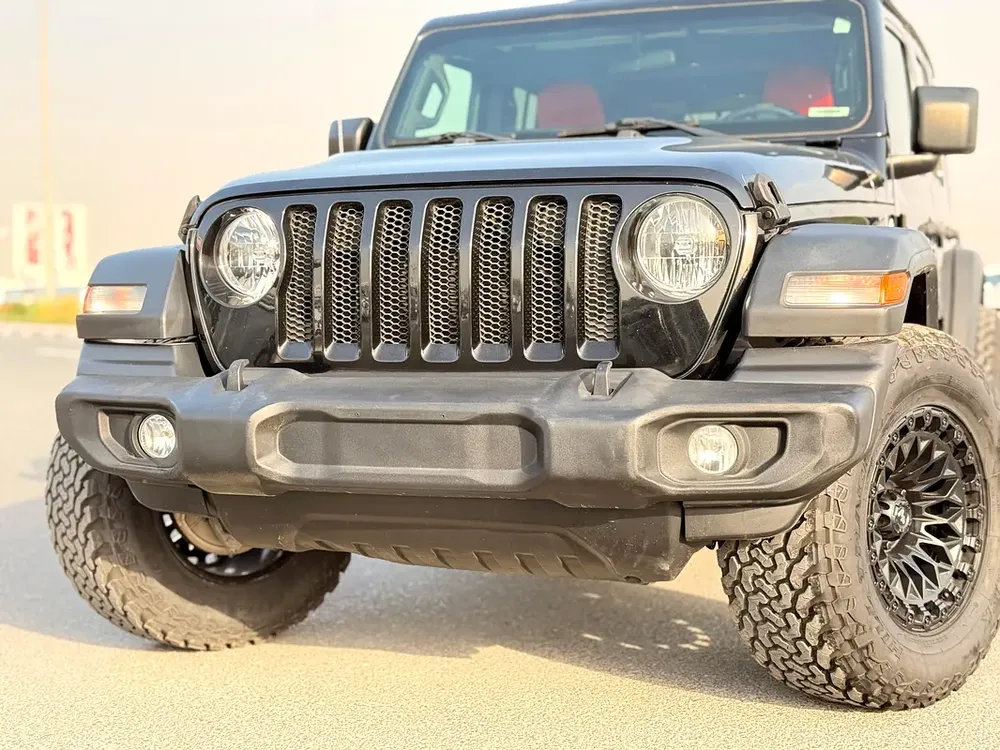 JEEP WRANGLER SPORT 4x4 Hardtop Open 2018  Full Option WELL MAINTAINED (3.6 - 6Cylinder) - Image 4