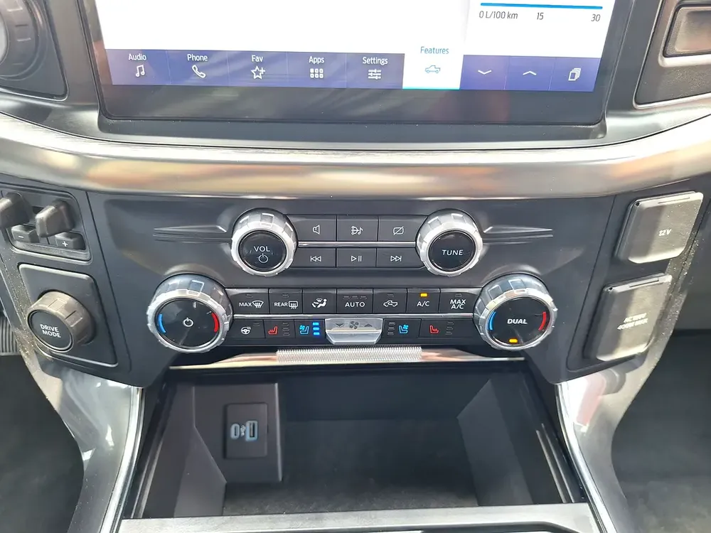 2023 FORD F-150 LARAIT SPORT 3.5L ECOBOOST - Image 12