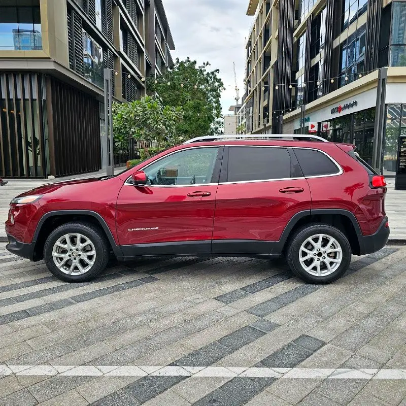 Jeep Cherokee Longitude 2018 - Image 8