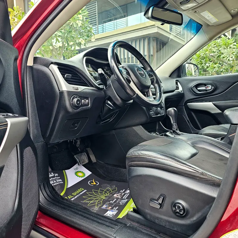 Jeep Cherokee Longitude 2018 - Image 9