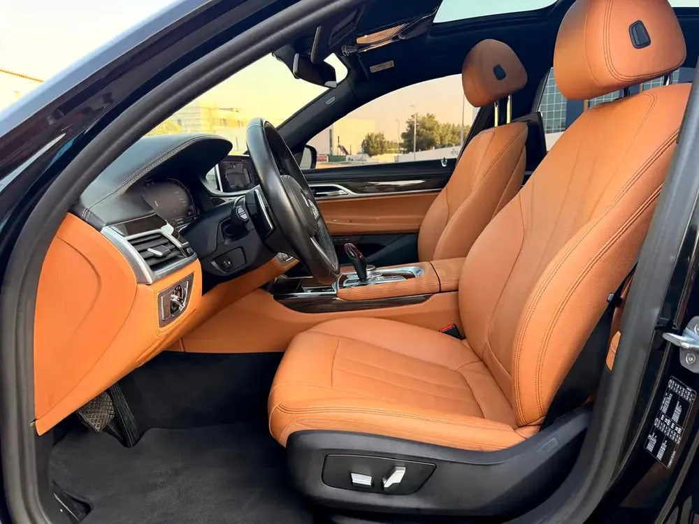 2020 BMW 7-Series 730Li Under BMW Agency warranty and free service contract - Image 8