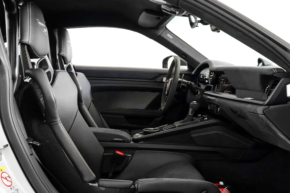19,658 AED / 60 month’s | 20% DP | 2025 Porsche 992.1 GT3 RS / Porsche Warranty / European Spec - Image 8