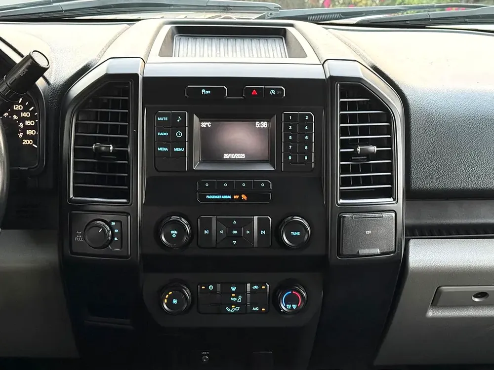 FORD F150 2019 GCC V8 FX4 IN GOOD CONDITION - Image 10