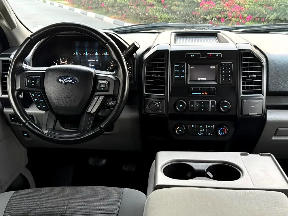 FORD F150 2019 GCC V8 FX4 IN GOOD CONDITION - Image 8