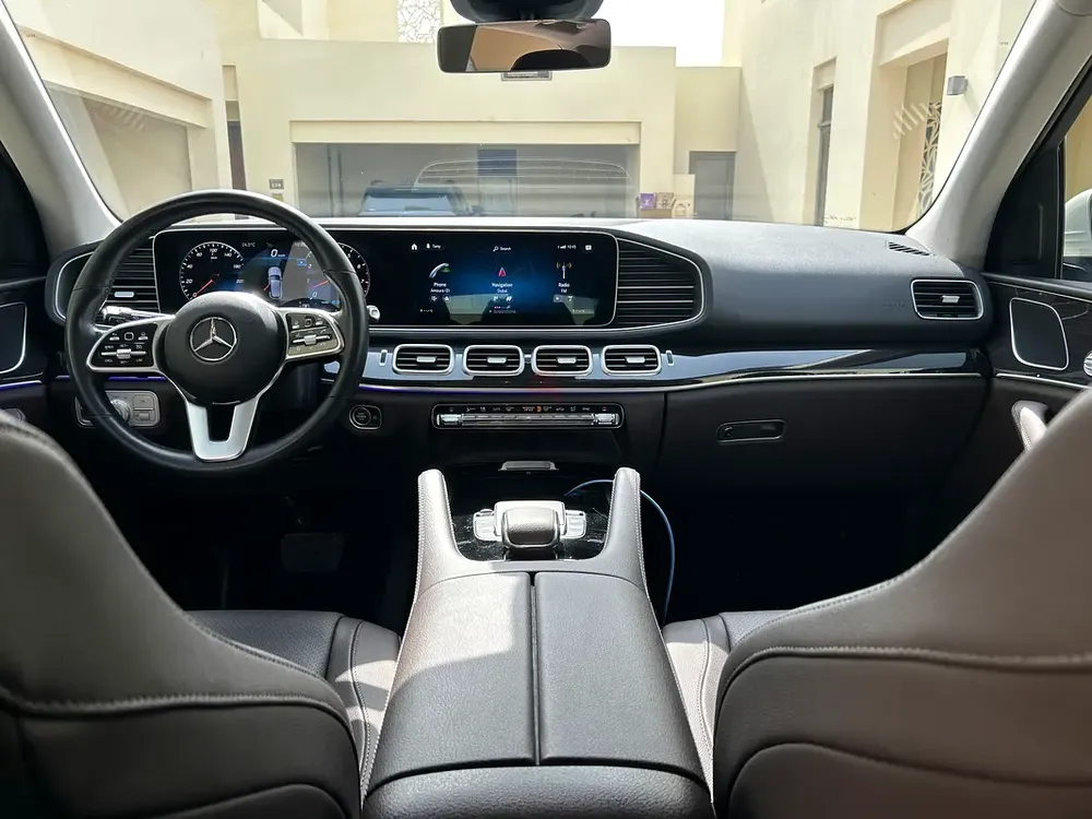 Mercedes GLE 450 - GCC Super clean - Image 6