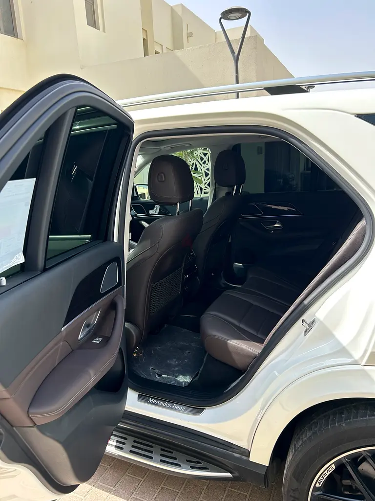 Mercedes GLE 450 - GCC Super clean - Image 7