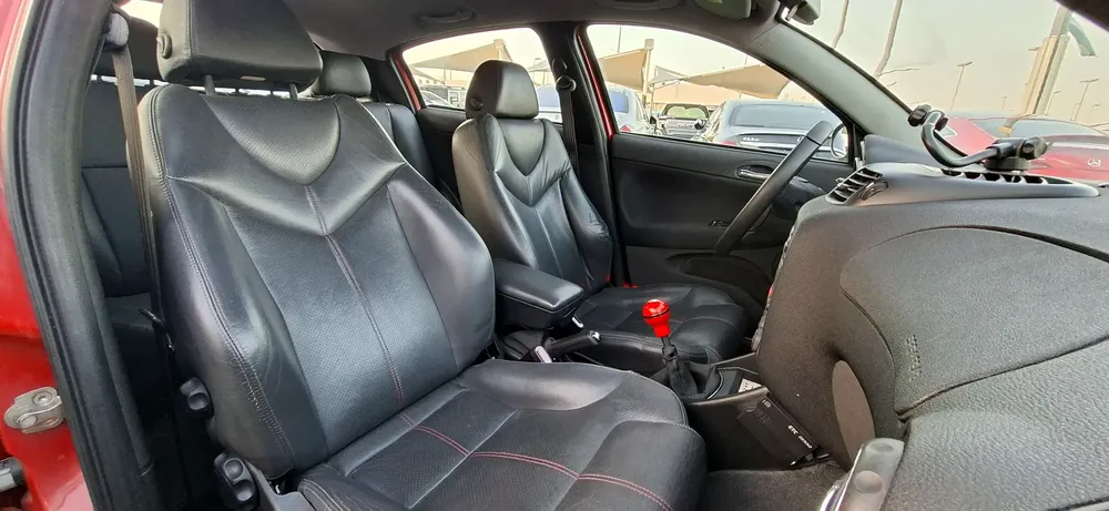 2003 Alfa Romeo 147 TOP - Japanese Specs - Pristine Condition - Image 15