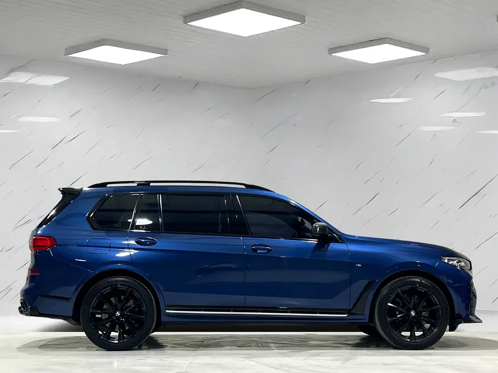 2,458AED/MONTH -- M-SPORT LUXURY FULL OPTION -- FULL XPEL PPF -- X7 40i X-DRIVE - Image 4