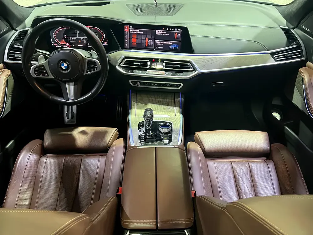 2,458AED/MONTH -- M-SPORT LUXURY FULL OPTION -- FULL XPEL PPF -- X7 40i X-DRIVE - Image 8