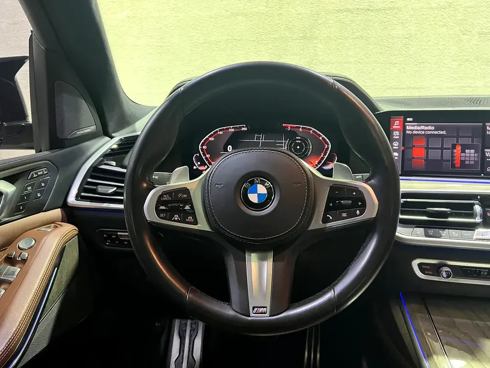2,458AED/MONTH -- M-SPORT LUXURY FULL OPTION -- FULL XPEL PPF -- X7 40i X-DRIVE - Image 9