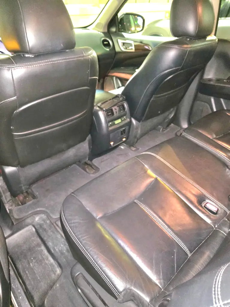 Nissan Pathfinder 2014 American Specs - Reliable Family SUV - Image 10