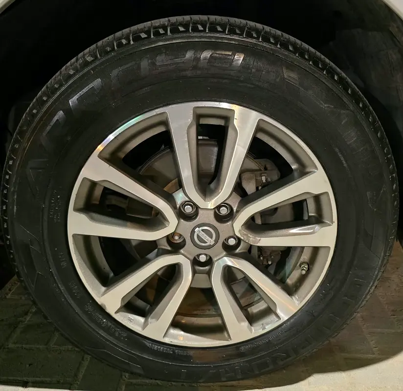 Nissan Pathfinder 2014 American Specs - Reliable Family SUV - Image 6
