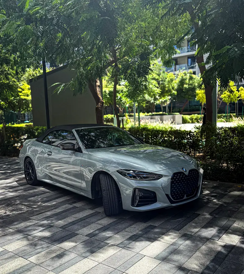 BMW M440i xDrive Convertible 2023 GCC - Image 14