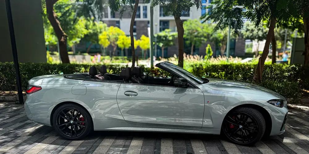 BMW M440i xDrive Convertible 2023 GCC - Image 5