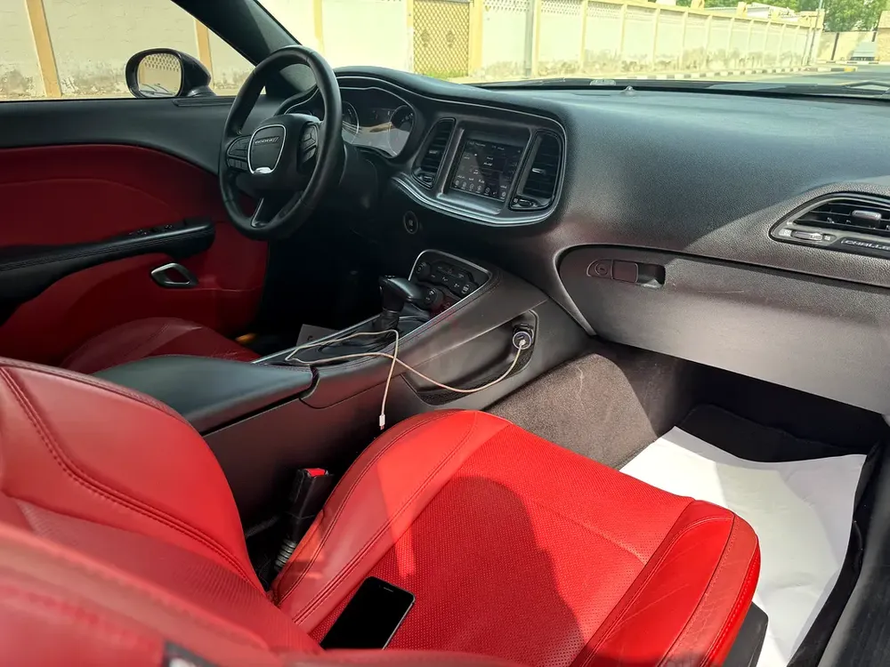 Dodge Challenger GT 2018 | GCC Specs | Low Mileage | Pristine Condition - Image 6