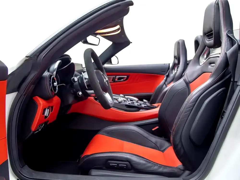 2018 | Mercedes Benz | AMG | GT C Roadster | GCC Spec- Excellent Condition - Image 9