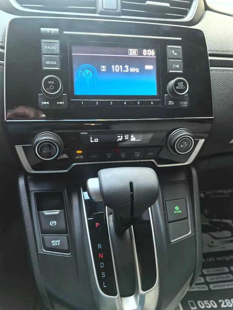 Honda CR-V 2017 GCC Specs - Well Maintained SUV - Image 12