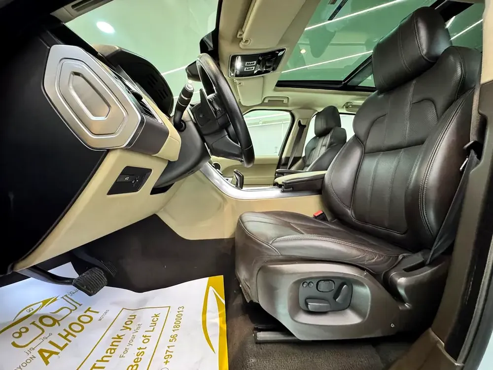 BEST RANGE ROVER SPORT SUPERCHARGED V8 || TOP RANGE || GCC  || AMAZING INTERIOR || HEAD UP DISPLAY - Image 13