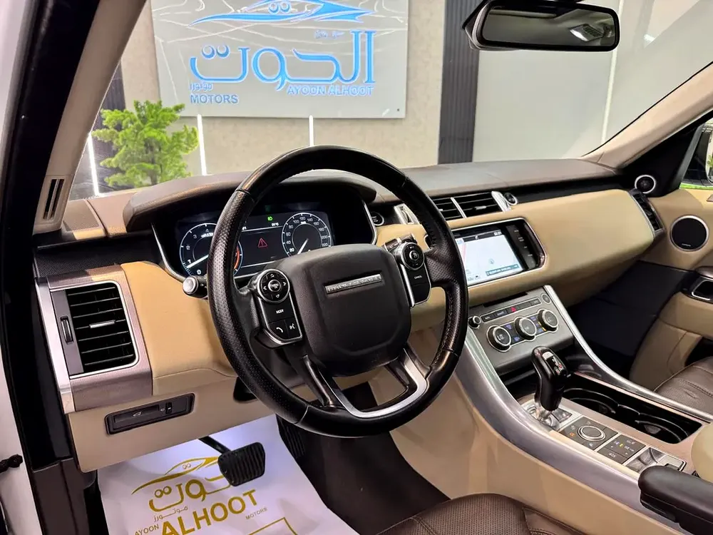 BEST RANGE ROVER SPORT SUPERCHARGED V8 || TOP RANGE || GCC  || AMAZING INTERIOR || HEAD UP DISPLAY - Image 14