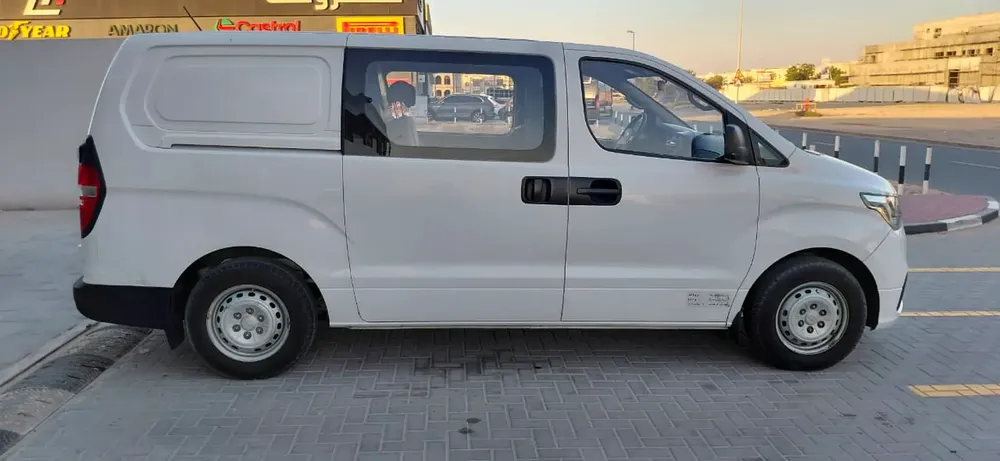 6-seater delivery van—Ramadan promotion | NO CONVENIENCE FEES - Image 8