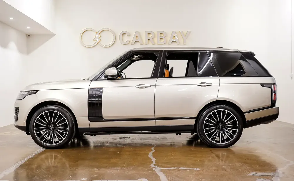 AED 2334 PM | RANGE ROVER AUTOBIOGRAPHY 2018 | FULL AGENCY HISTORY | 1 YEAR WARRANTY | GCC - Image 4