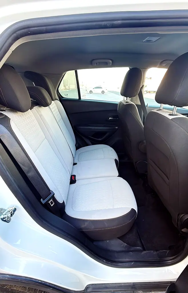 CHEVROLET TRAX 2020 - Image 6
