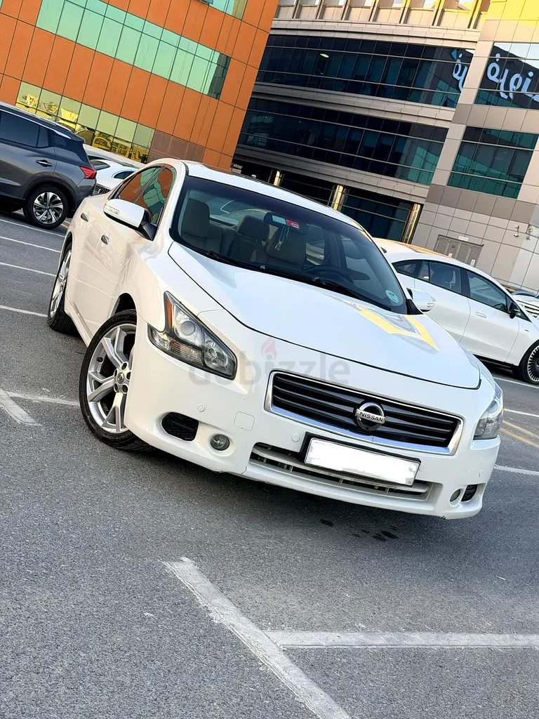 Nissan Maxima 2014 SE GCC Specs - Well Maintained - Image 6