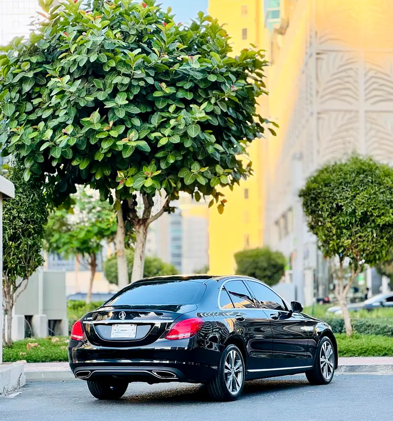 2015 Mercedes-Benz C300 4Matic - American Specs - Excellent Condition - Image 5