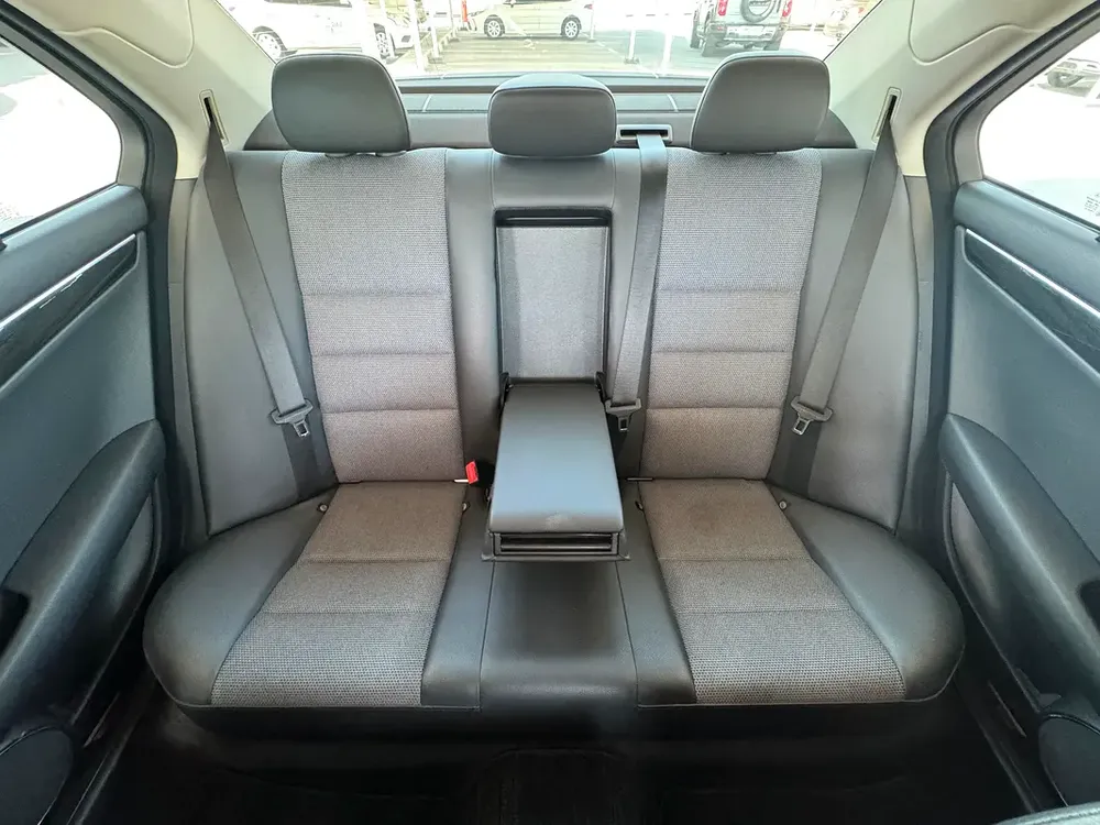 2012 Mercedes-Benz C-Class C350 - Japanese Specs - Excellent Condition - Image 15