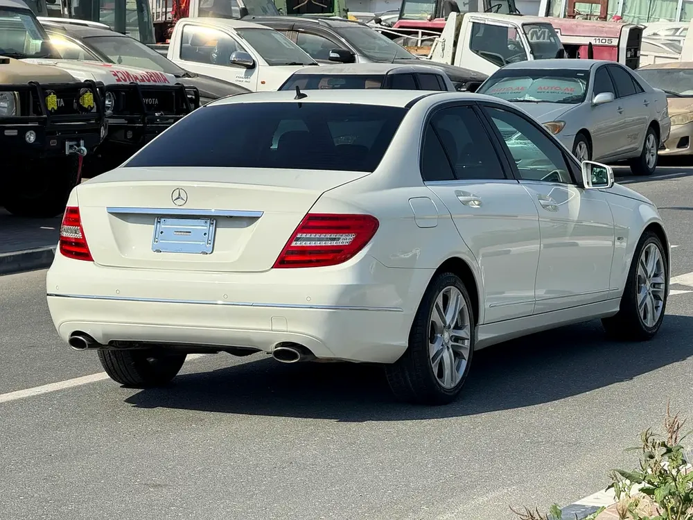 2012 Mercedes-Benz C-Class C350 - Japanese Specs - Excellent Condition - Image 4