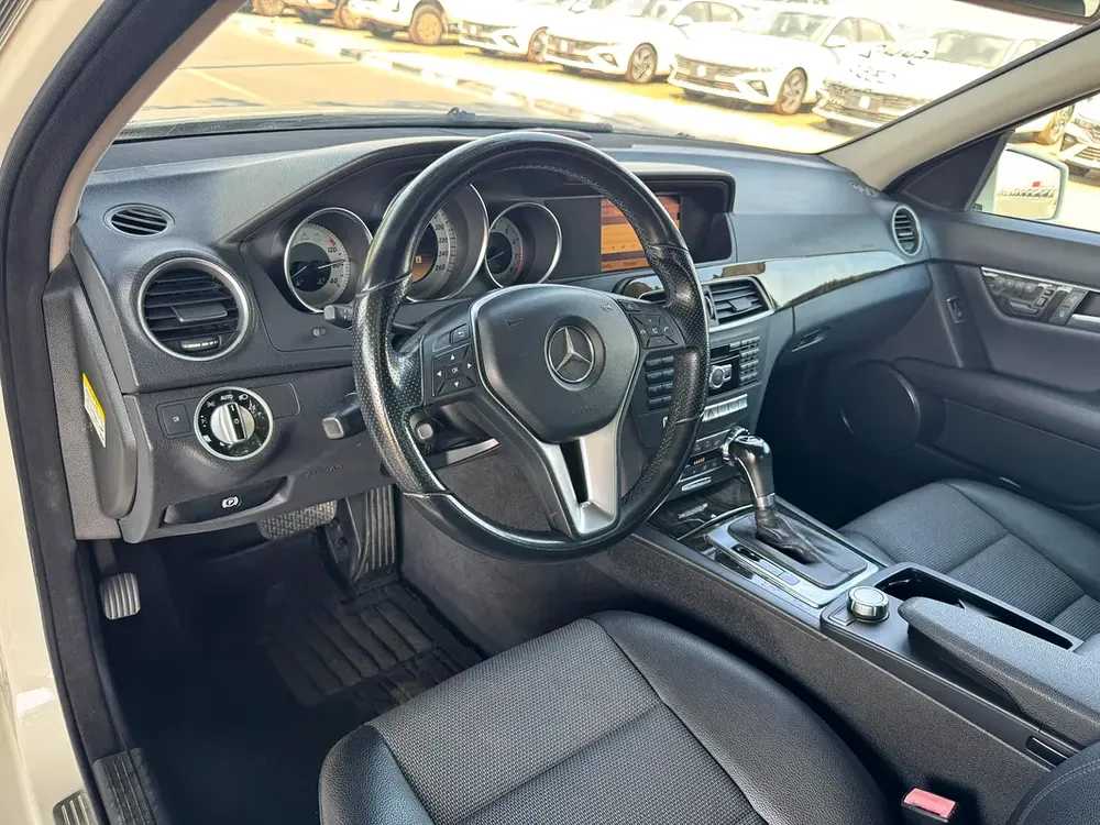 2012 Mercedes-Benz C-Class C350 - Japanese Specs - Excellent Condition - Image 7