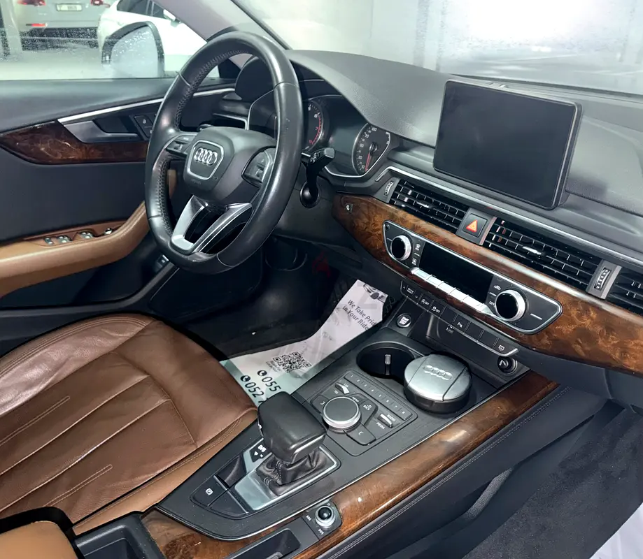 AUDI A4 SLINE | 2018 | SUNROOF | GCC | BROWN INTERIOR | TOP MODEL - Image 13