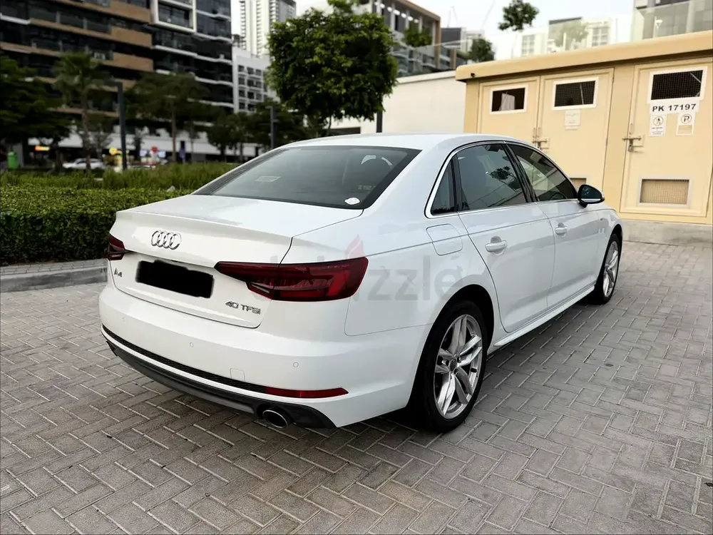 AUDI A4 SLINE | 2018 | SUNROOF | GCC | BROWN INTERIOR | TOP MODEL - Image 7