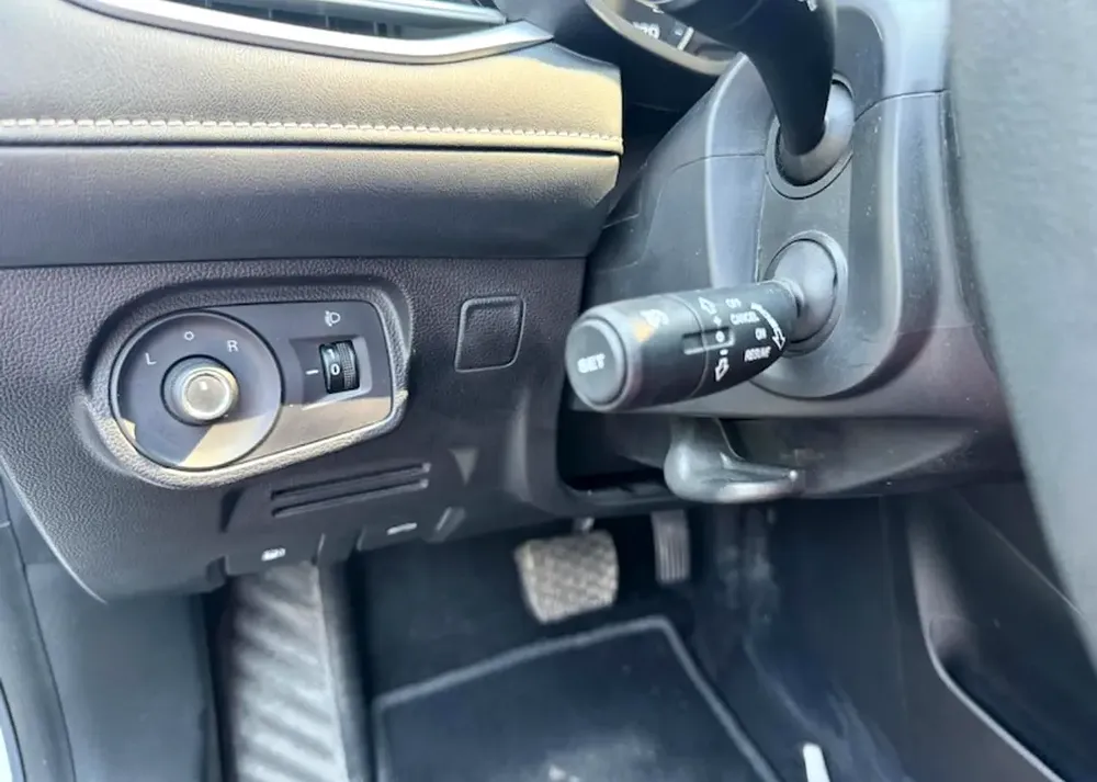 MG MG5 2023 - Image 6