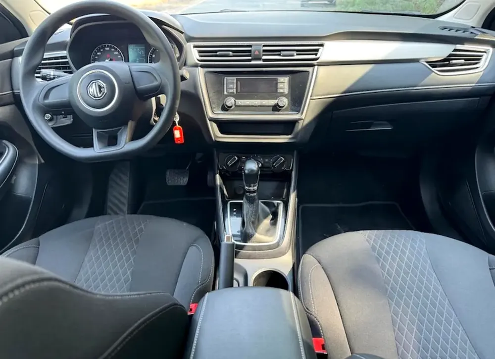MG MG5 2023 - Image 9