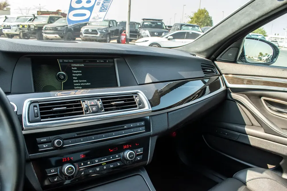2012 - BMW M5 - IMMACULATE CONDITION - ONLY 82,000 KM DONE - Image 12
