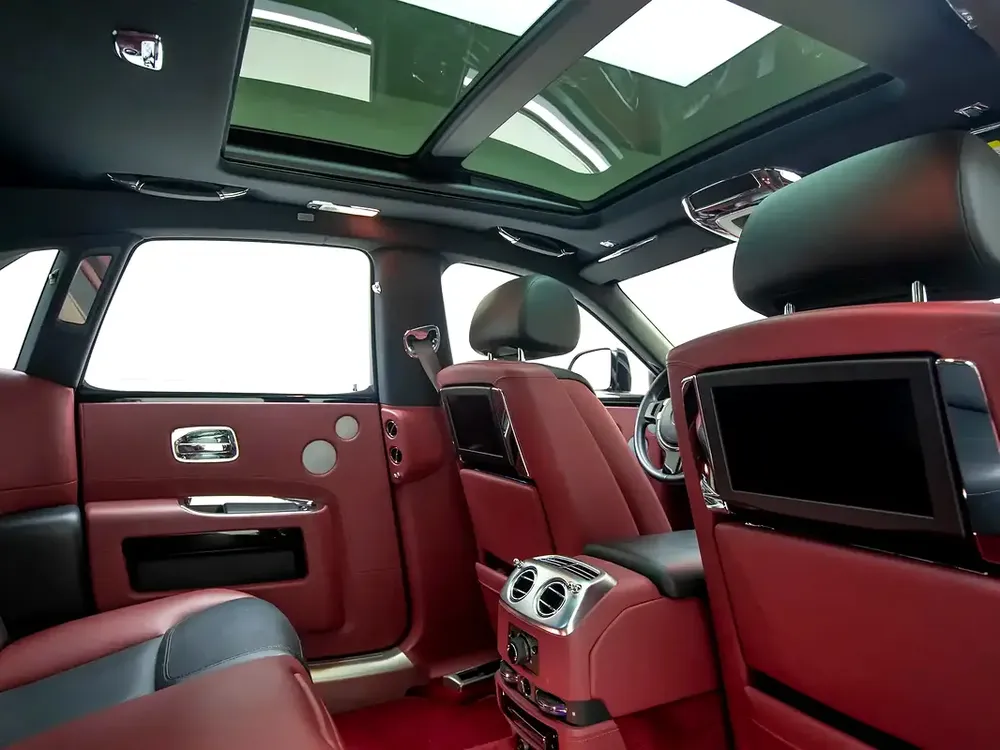 2018 | Rolls Royce | Ghost | GCC Spec - Image 17