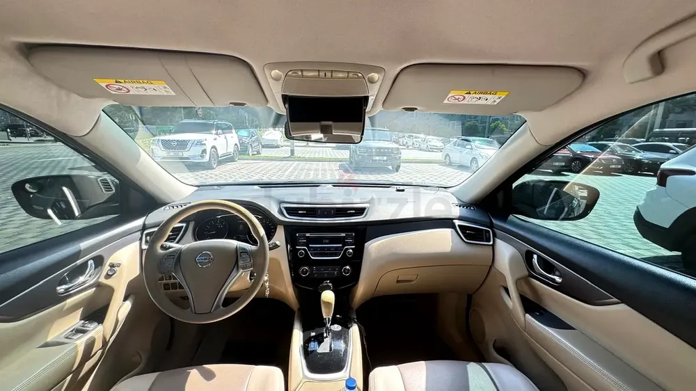 Nissan X-Trail 2015  well maintained  Clean . - Image 6