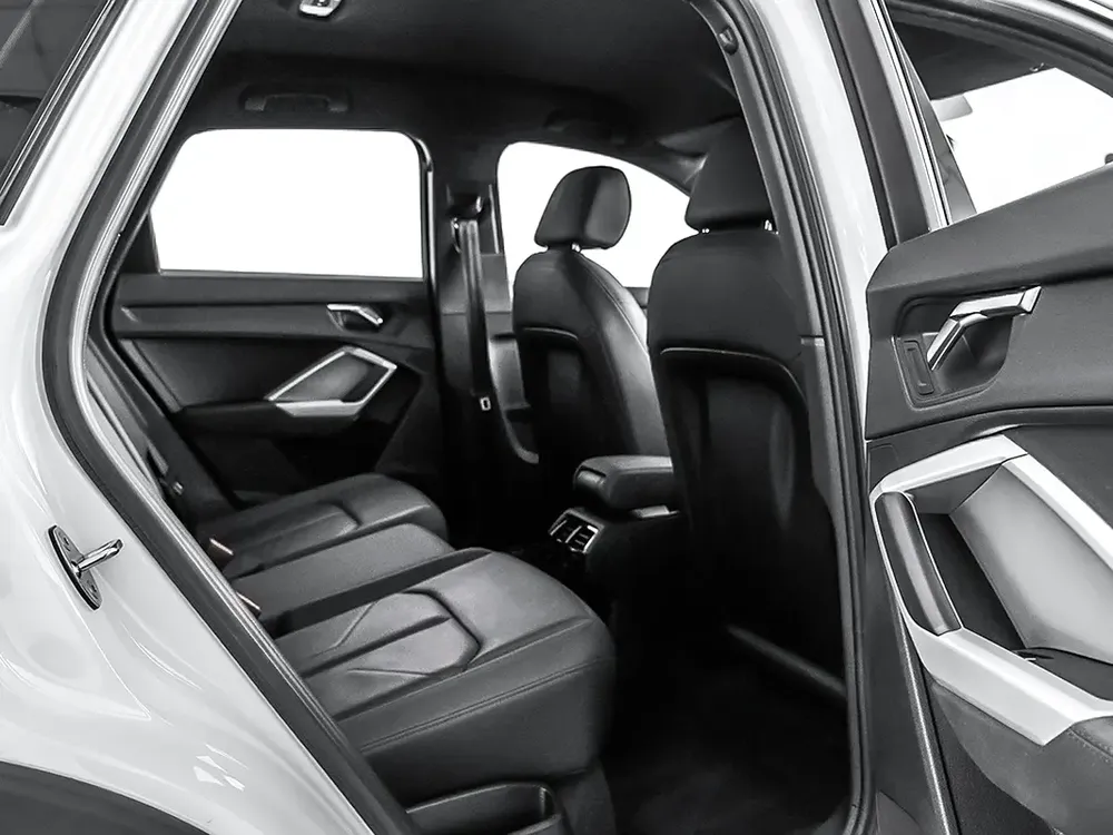 2,462 AED / 60 months | 0% DP | 2021 Audi Q3 35 TFSI - Image 13