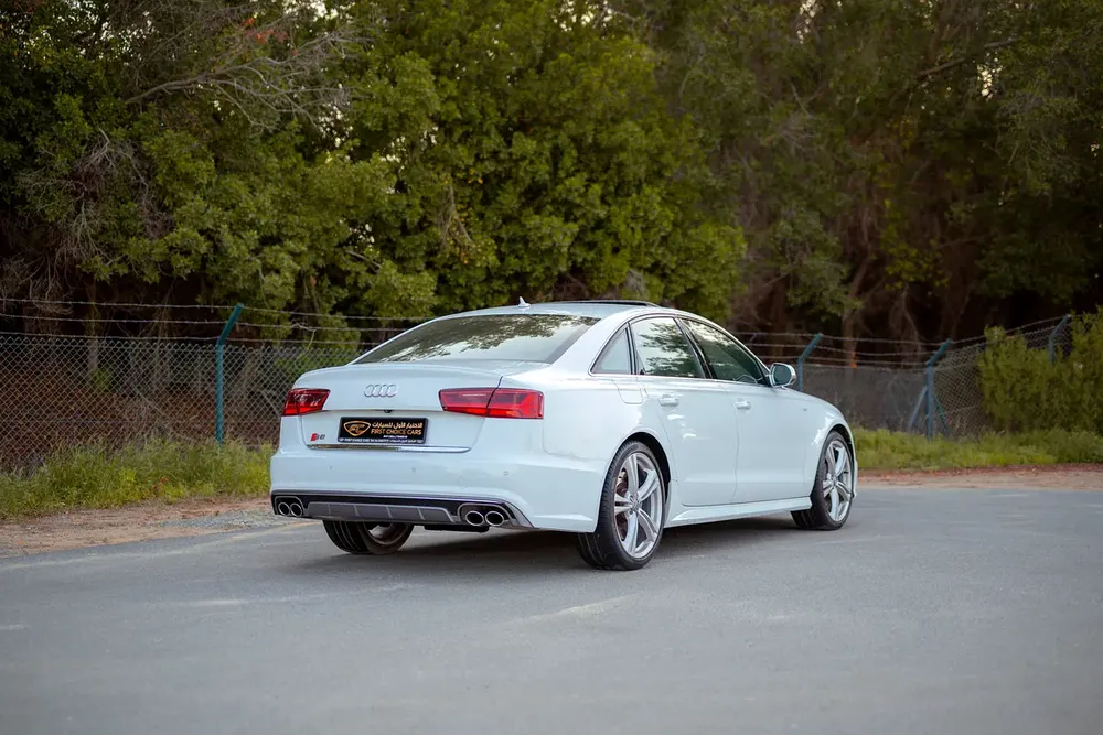 S6 4.0 TFSI QUATTRO | GCC Specs | REF#A85789 - Image 4