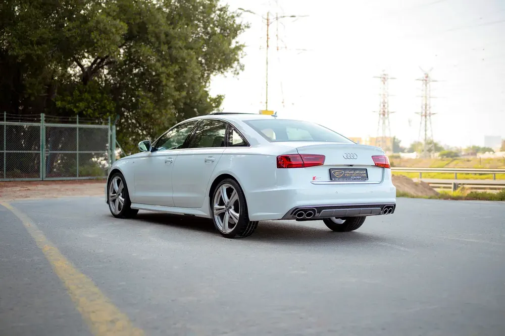 S6 4.0 TFSI QUATTRO | GCC Specs | REF#A85789 - Image 5