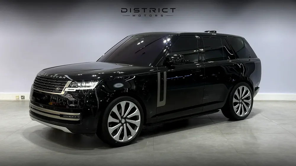 Land Rover Range Rover P400 2023 | GCC Specs | Pristine Condition - Image 18