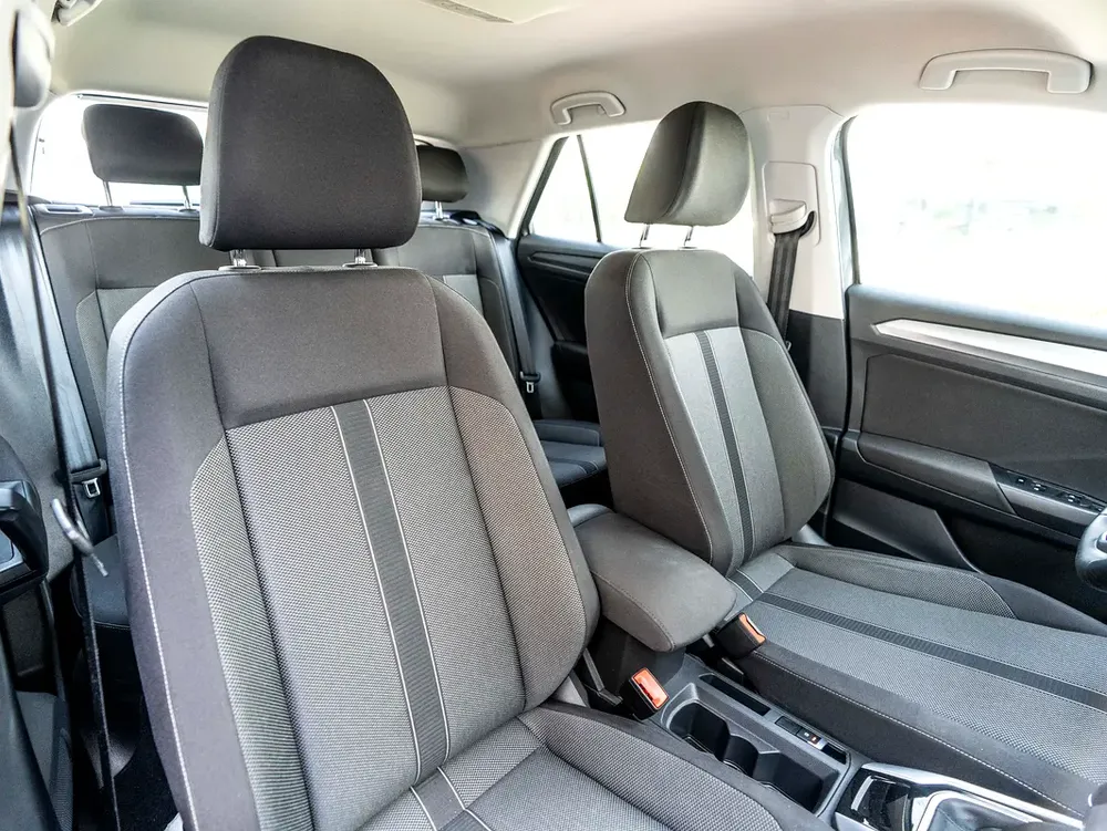 0% DOWN-PAYMENT | THE MAY ADVANTAGE | RELIABLE DAILY | T-ROC LIFE | WARRANTY - Image 11