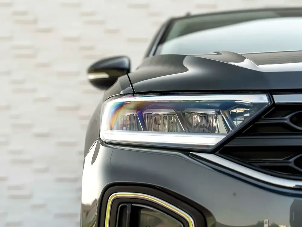 0% DOWN-PAYMENT | THE MAY ADVANTAGE | RELIABLE DAILY | T-ROC LIFE | WARRANTY - Image 5