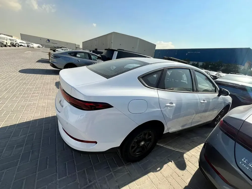 Brand New BYD Seal 05 DM-i 2025 - Chinese Specs - Advanced Plug-in Hybrid - Image 6