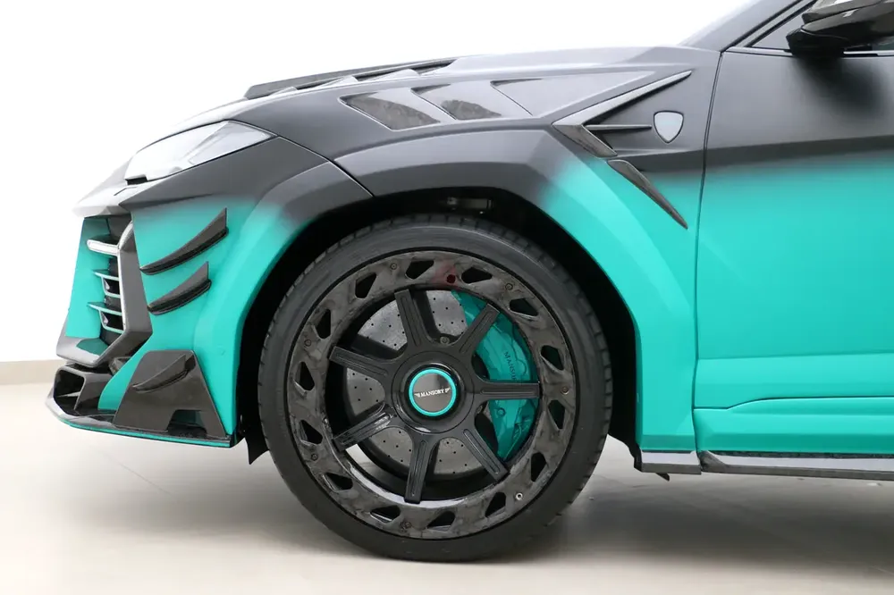 Lamborghini Urus Mansory Edition 2020 | Distress Deal | European Specs | Carbon Fiber Aero Kit | - Image 19